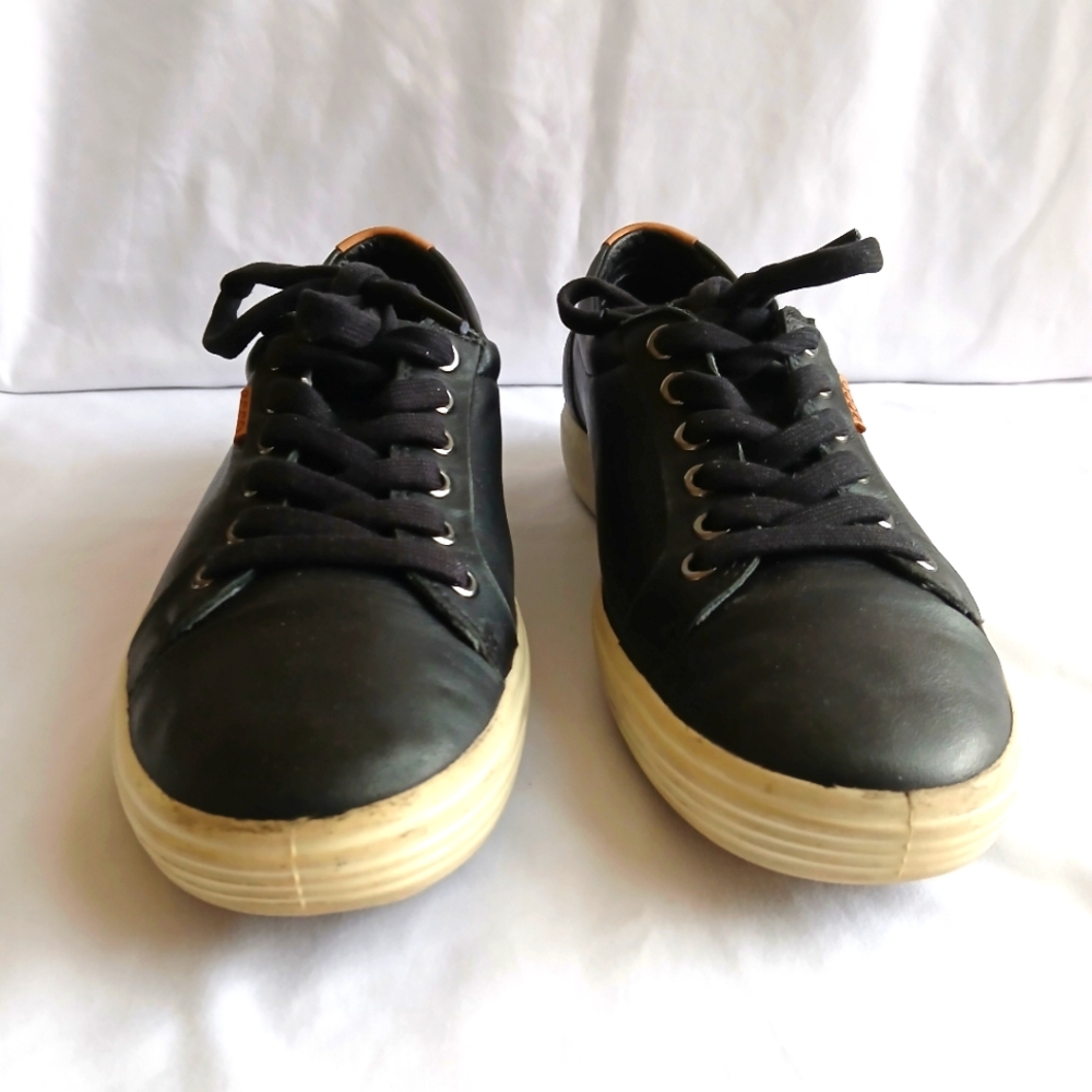 Ecco Women's Comfort Sneakers Size 37